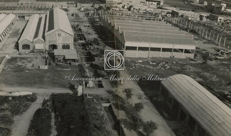 Veduta dall'alto di stabilimento (2)